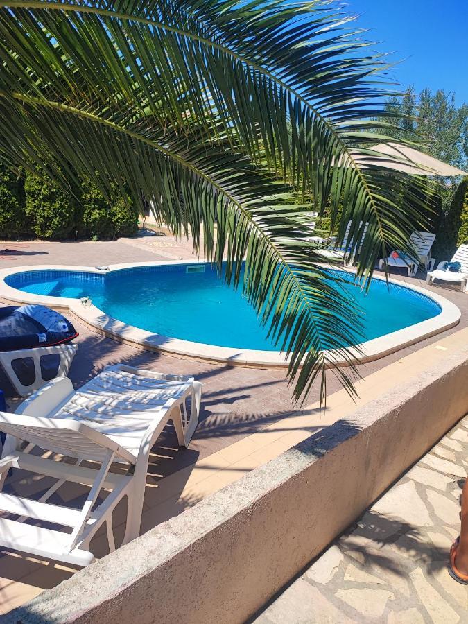 Villa Maya Ližnjan Exteriör bild